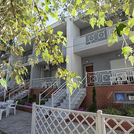 Family Houses Keramoti Экстерьер фото